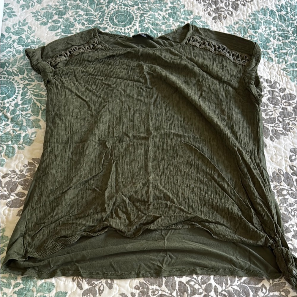 Green Cap Sleeve Relaxed Fit T-Shirt
